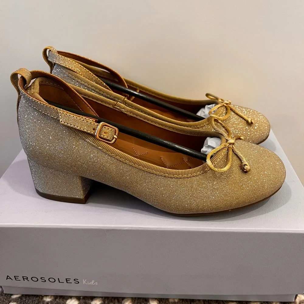 Aerosoles Milena Shoes Girls K1 Gold Metallic Glitter Block Heel Ballet NIB Gift